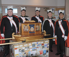 Pope John XXIII Assembly in Penticton, B.C., provided an honor guard for the Ark of the New Covenant during its visit to St. Ann’s Church. Pope John XXIII Assembly in Penticton, B.C., provided an honor guard for the Ark of the New Covenant during its visit to St. Ann’s Church.