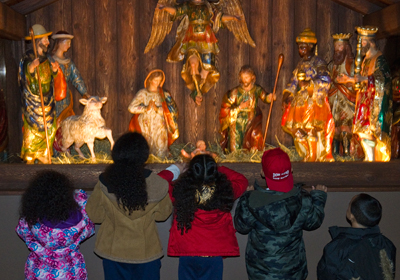 Knights of Columbus provide Nativity Scene for New Haven Green Knights of Columbus provide Nativity Scene for New Haven Green