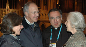 Supreme Knight and Dorian Anderson greet Wanda Gawronska, Blessed Pier Giorgio Frassati’s niece, and Basilian Father Thomas Rosica, CEO of WYD 2002 in Toronto, who presided over a special prayer service held on the eve of World Youth day in Sydney’s cathedral.